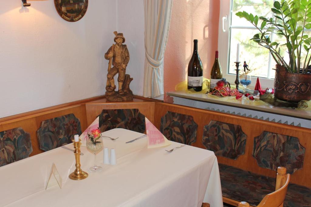 Landhotel Zur Kanne Neresheim Экстерьер фото