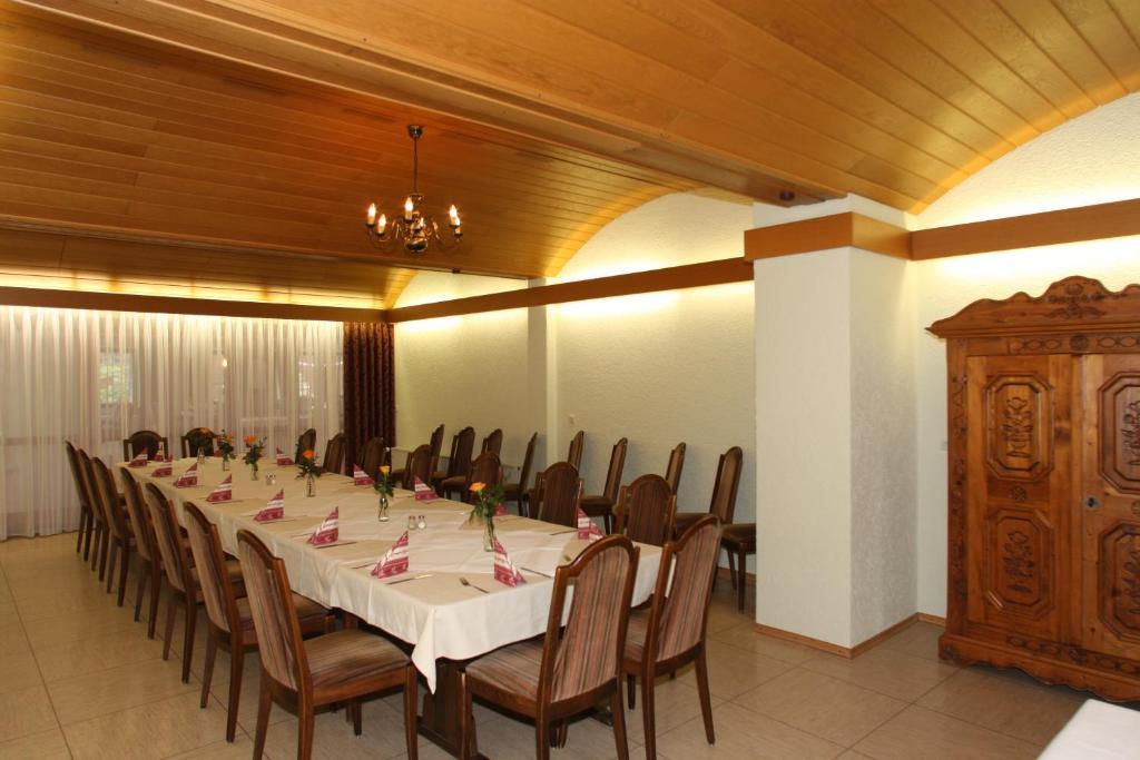 Landhotel Zur Kanne Neresheim Экстерьер фото